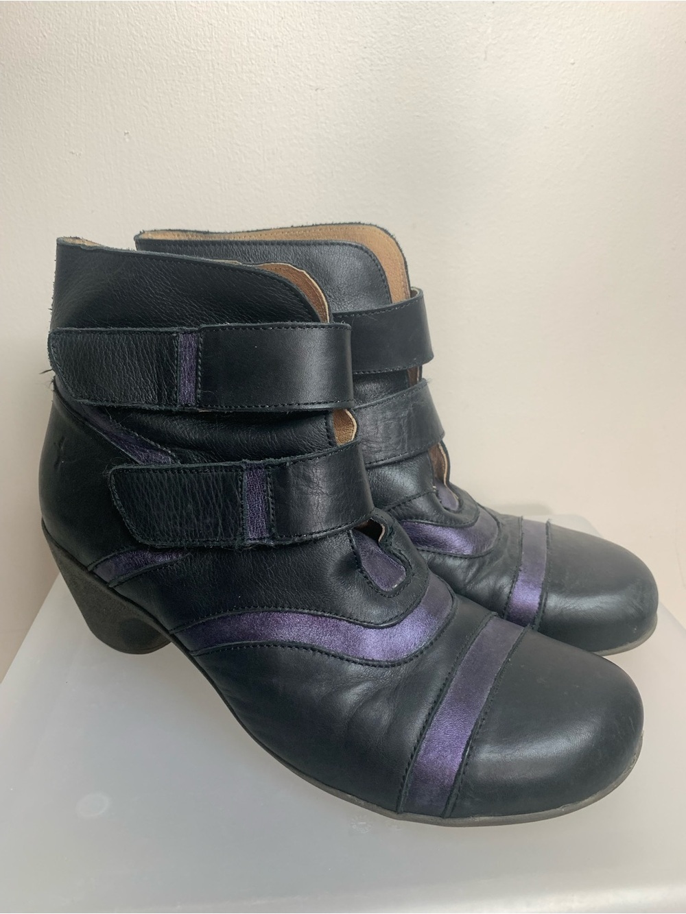 Portofino Black Purple Strap Leather Booties 42 - Picture 2 of 9